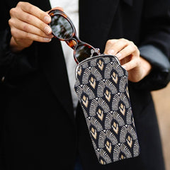 GPCH-LUXOR | BLACK AND WHITE LUXOR GLASSES SUNGLASSES POUCH CASE